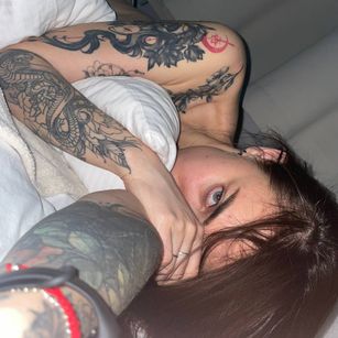 Model - AlexLiz maid