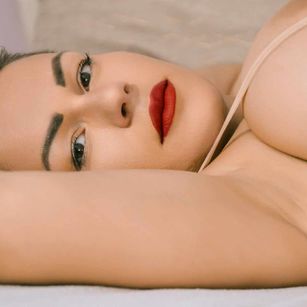 Model - KristinaPalmer boobs