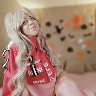 Model - Cosplay Girl bigboobs