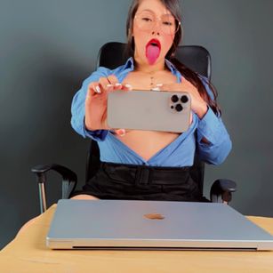 Model - Lori Bauer latin