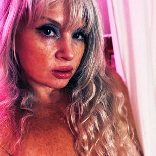 Model - Painted Rose Sensual Taboo Femdom Chubby