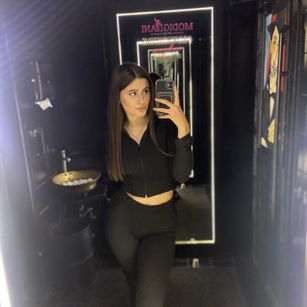 Model - KateLove Mistress