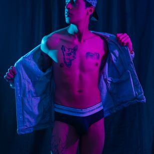 Model - MikeStonne joi