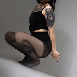 Model - Nez Meyer latina