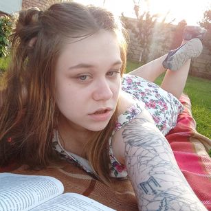 Model - Nessa Greyrat young