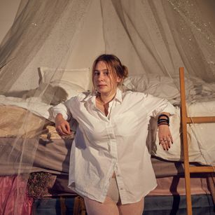 Model - Brook bigboobs