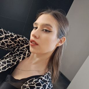 Model - Lillian fastresponse