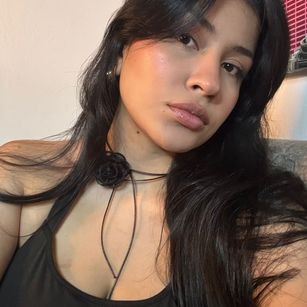 Model - Mia Saenz bigass