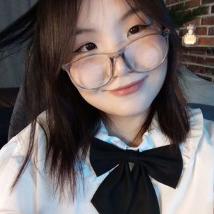 Model - Erica blowjob