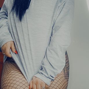 Model - danalove shower