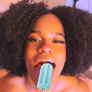 Model - Venus Fantasyy dildo