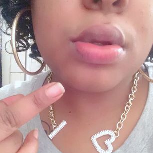 Model - EbonyMoneyDomme sph