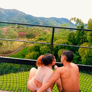 Model - MarcusandTatti bigass