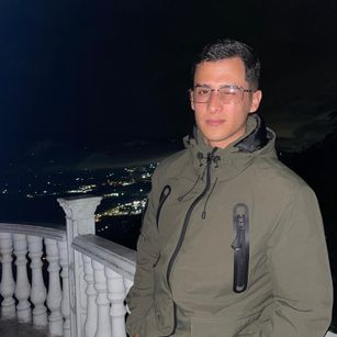 Model - MarcusandTatti shaved