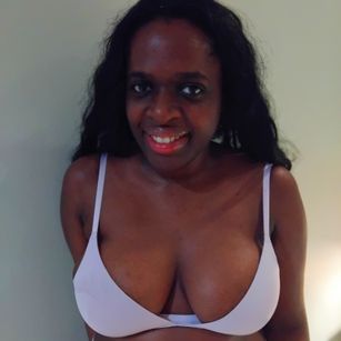 Model - BrandyEngland roleplaying