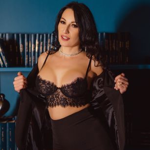 Model - JazminaBrown sph