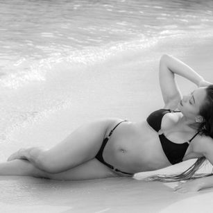 Model - VikkiSanchez sex