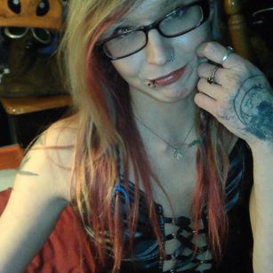 Model - Lady RiasSyn domination