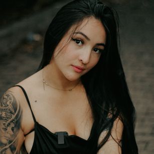 Model - Natasha roma dominar