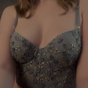 Model - EvaStevs strip