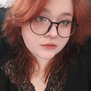 Model - RachaelWatson LUSH