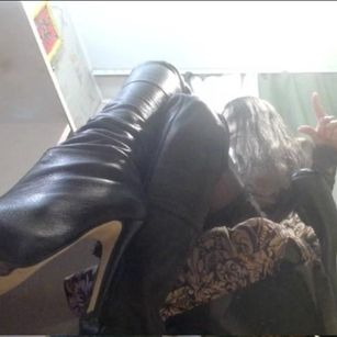 Model - Miss Stress sph