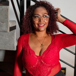 Model - Natassia Lewis masturbation