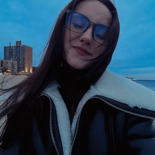 Model - Benllina SEXYPUSSY