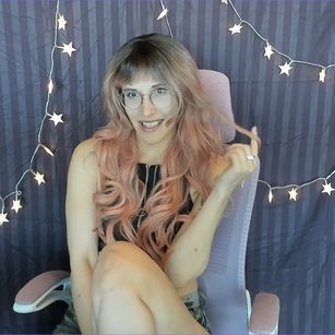 Model - Amber Asteria nerd