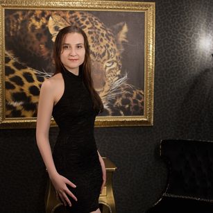 Model - Smart_Rose glasses