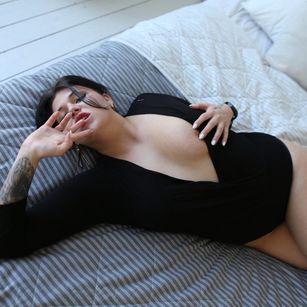 Model - MistressCostillo Femdom