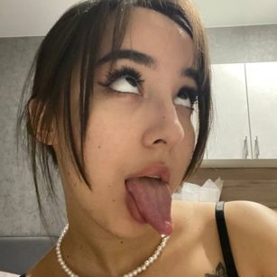 Model - EvaMooncler LOVENSE