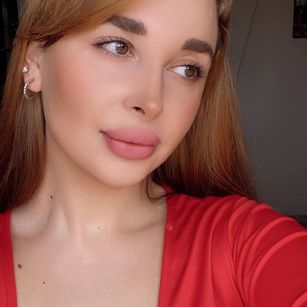 Model - Lewandowskaya listen