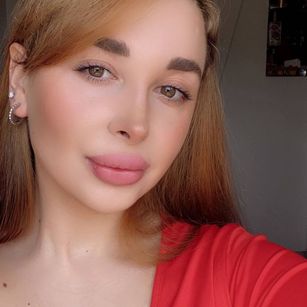 Model - Lewandowskaya dance