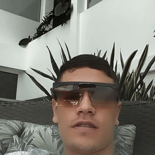 Model - Isaac_Clarck cum