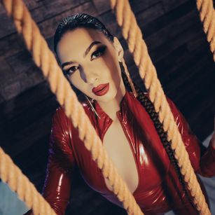 Model - SkylarSpark goddess