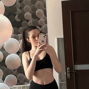 Model - Vasillisa petite