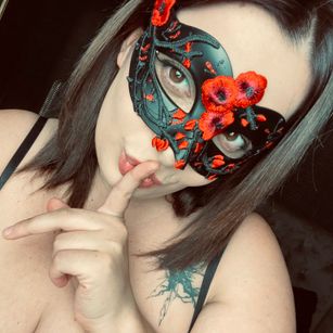 Model - TaliaTrinity sexy