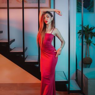 Model - Mila Bonnet sexy