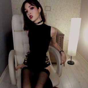 Model - Ink Pleasure fastresponse