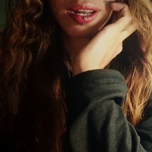 Model - Rous.Wr dancesexy