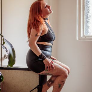 Model - Violeta Mora joi