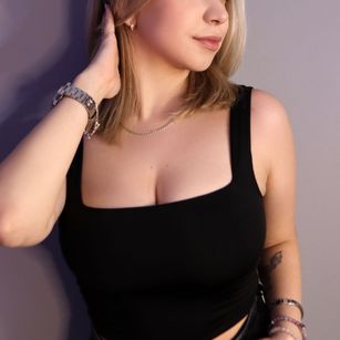 Model - Annabelle tattoos