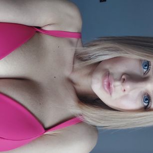 Model - Miss_Milana footfetish