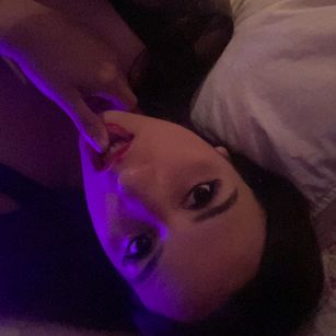 Model - MaguiCurvy Anal