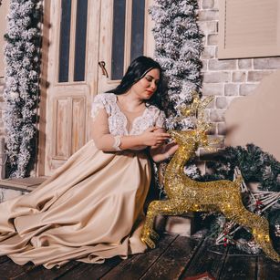 Model - Lina_BBW belly