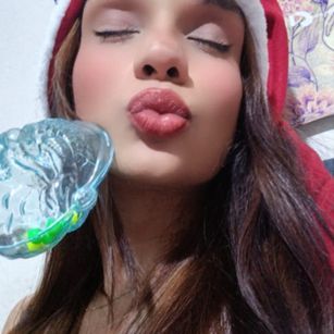 Model - ShainaFox Fuckass