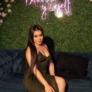 Model - KattaForbes Pretty