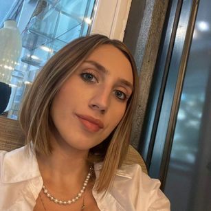 Model - TheaLane dirty