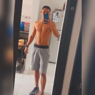 Model - breiswar ass